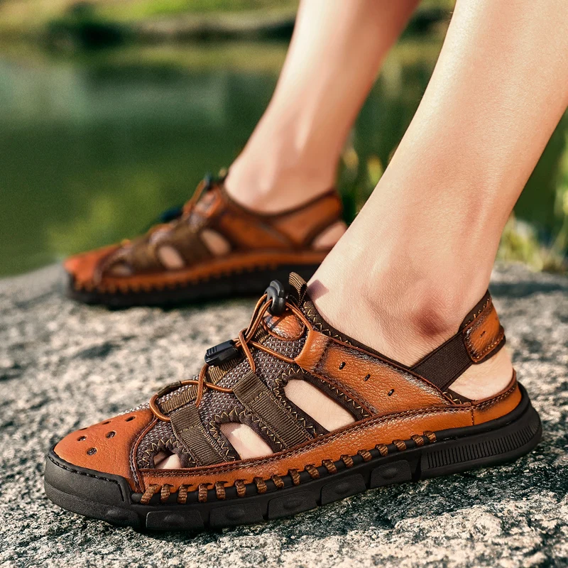 

2019 New Male Shoes Genuine Leather Men Sandals Summer Men Shoes Beach Sandals Man Fashion Outdoor Casual Sneakers Size 46