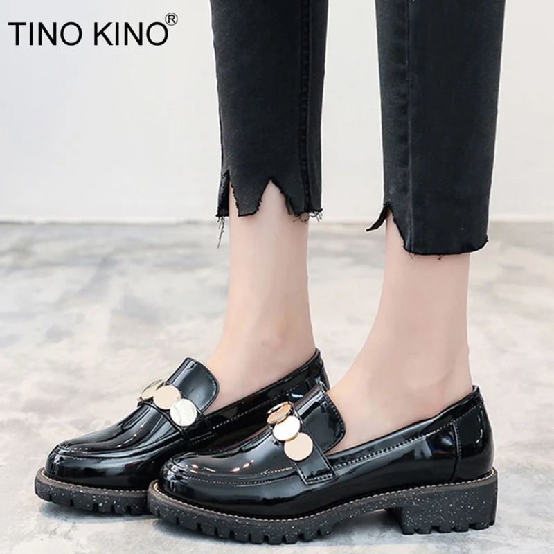 

TINO KINO Women Patent Leather Autumn Pumps New Platform Chunky Mid Heel Ladies Slip On Fashion Footwear Female Brogue Shoes