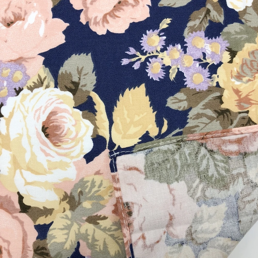 Классические женские розовые цветы с принтом/повязки-банданы Furoshiki шарф носовые платки столовые приборы так много видов использования/размер 48 см(+-1 см