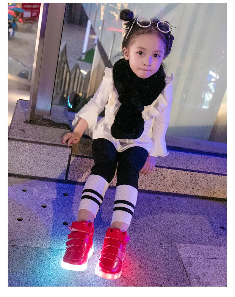 Sapatas dos Miúdos com Luzes Sapatilhas com Rodas de Roller up para Meninos Crianças Skate Glowing Light Meninas Zapatillas Con Ruedas Led 12 Mamãe e Bebê