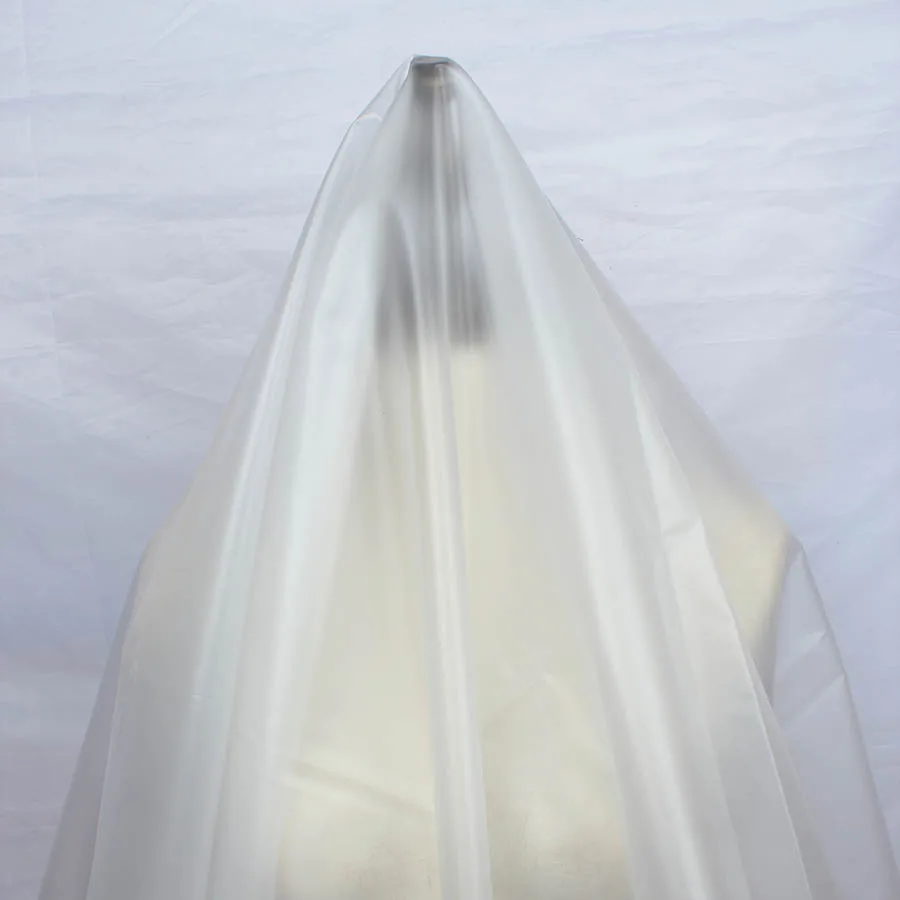 Матовое виниловое ТПУ матовое полупрозрачное ветрозащитное водонепроницаемое платье-дождевик Креативный дизайн 138 см в ширину