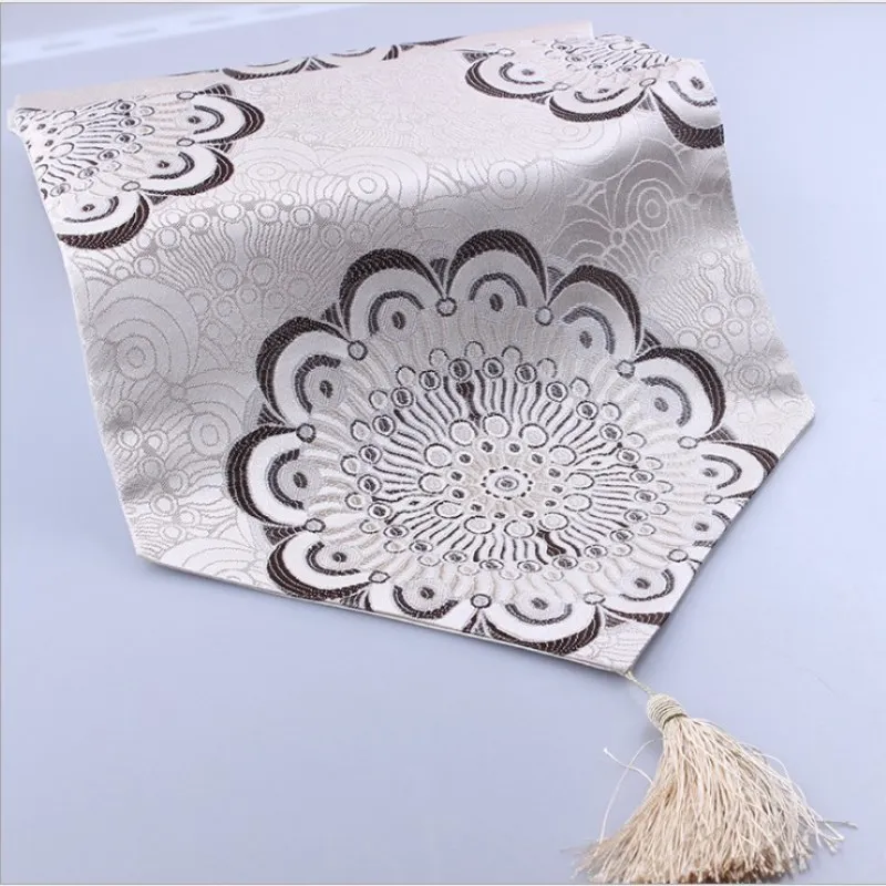 Juyangpastoral نمط الجدول عداء. منشفة الشاي. حساسة جاكار الحرفية. طاولة القهوة غطاء القماش. نهاية السرير الزخرفية القماش Juyangpastoral نمط الجدول عداء. منشفة الشاي. حساسة جاكار الحرفية. طاولة القهوة غطاء القماش. نهاية السرير الزخرفية القماش