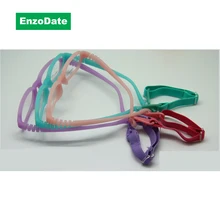 Детские очки на шнурке, размер 47. Цельные детские очки, оправа и ремешок без шурупов. Небьющиеся гибкие очки для мальчиков и девочек