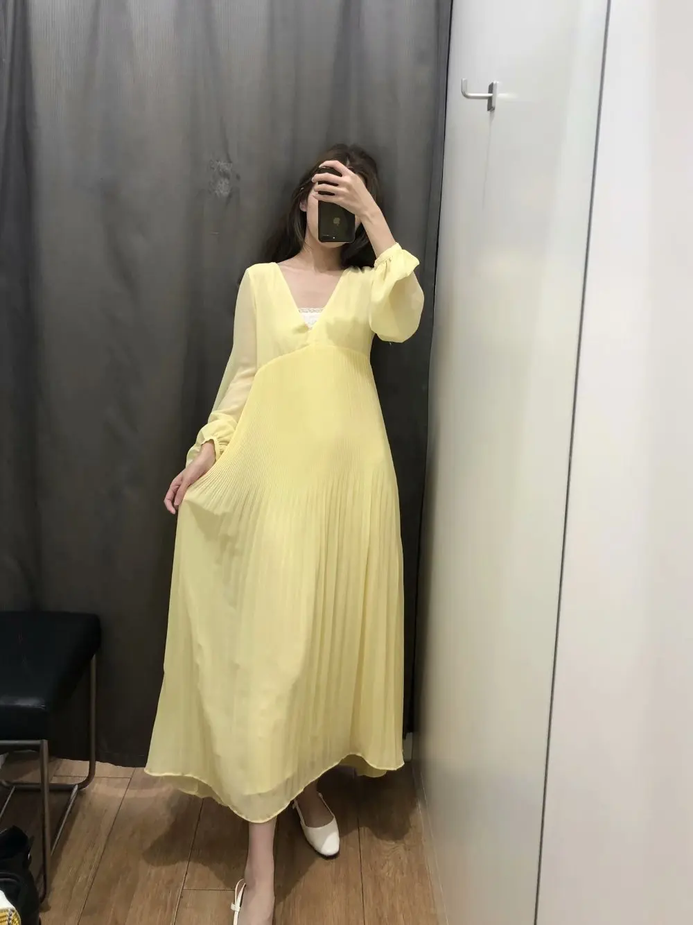  (35)