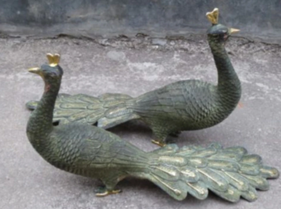 

Metal Crafts A Pair Of Chinese Old Bronze Carved Peacock Birds Statue fast Shipping