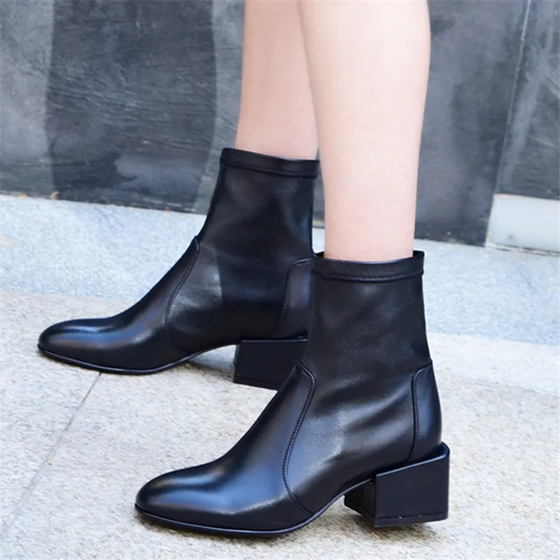 Botas Tobillo Black Con Moda Europea Botines grey Slip Señora Redondo King Martin Estilo Pie Gruesos Ocasional Mujeres Flock brown Flock black Del Emma on Flock Tacones Mujer Dedo Pu Zapatos Nuevos q6xOw6gHX