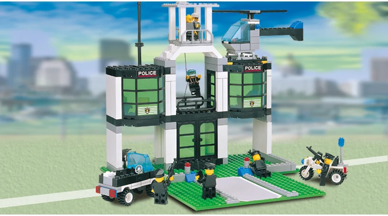 110 466pcs SWAT/Police Constructor Model Kit Blocks Compatible LEGO Bricks Toys for Boys Girls Children Modeling 110 466pcs SWAT/Police Constructor Model Kit Blocks Compatible LEGO Bricks Toys for Boys Girls Children Modeling