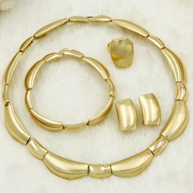 2019 Liffly New Dubai Gold Jewelry Sets Moon Shaped Short Necklace 2019 Liffly New Dubai Gold Jewelry Sets Moon Shaped Short Necklace Women S Dress Design Party