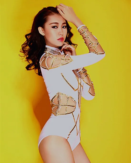 Рисунок 5 - Женский комбинированный костюм для выступлений