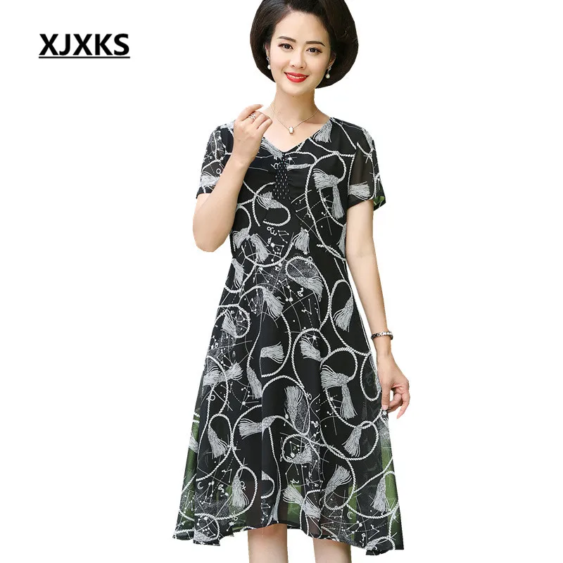 

XJXKS Women's summer dress 2019 new loose plus size fashion V-neck high quality printed casual women's dress