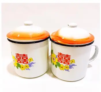 

2PC SET Wedding gifts Nostalgic enamel cup wedding enamel cylinder cylinder with porcelain word porcelain statues Home wedding