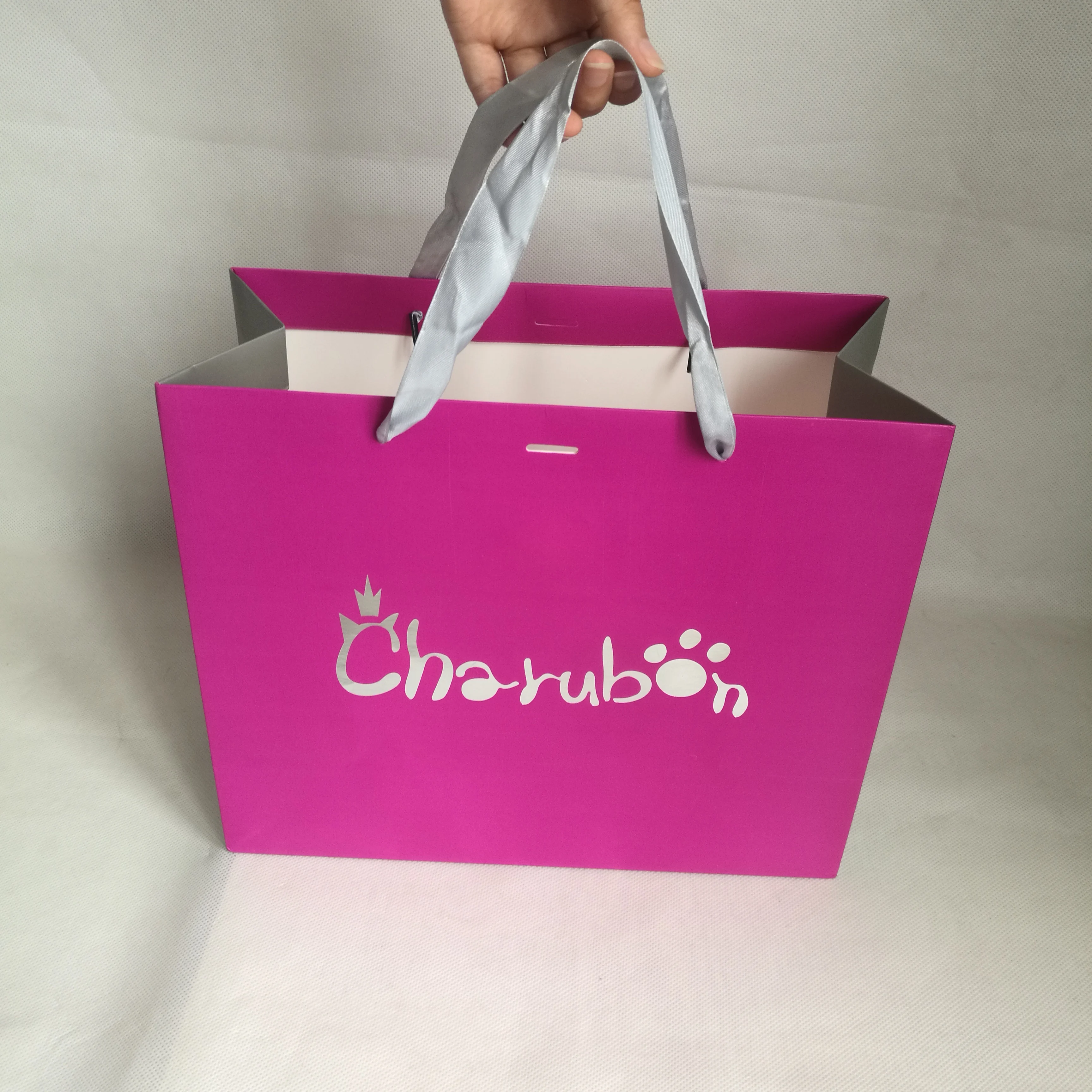 1000 шт/партия оригинальная роскошная бумага хозяйственные сумки с ручкой ленты серебро/Золотая фольга бумага для логотипа сумки для одежды/упаковка для обуви