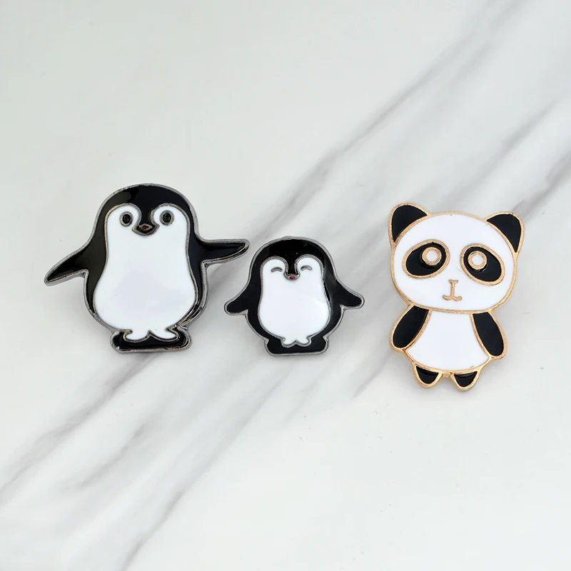 Best Panda Penguin Brooch Cartoon Penguin Mom and Baby Enamel Pin Backpack Hat Animal Badge Ornament Family Kids and Friends Gifts