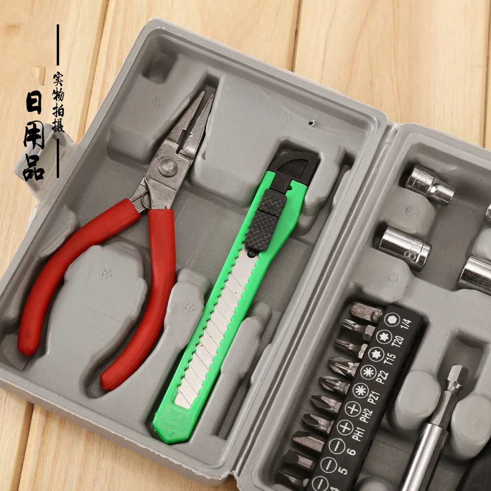 24Pcs Household Multi-function Toolbox Hardware Combination Tool Set
