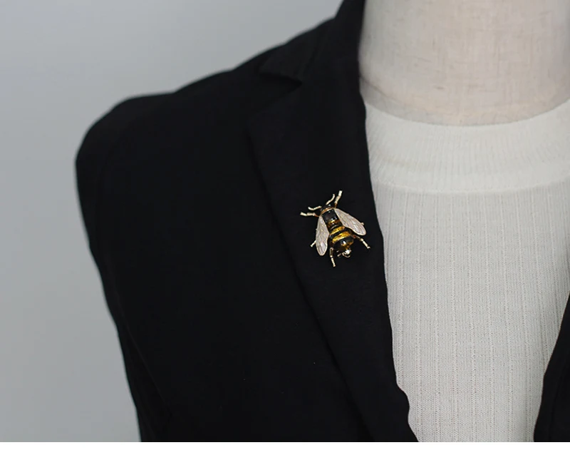 bee-brooch_14