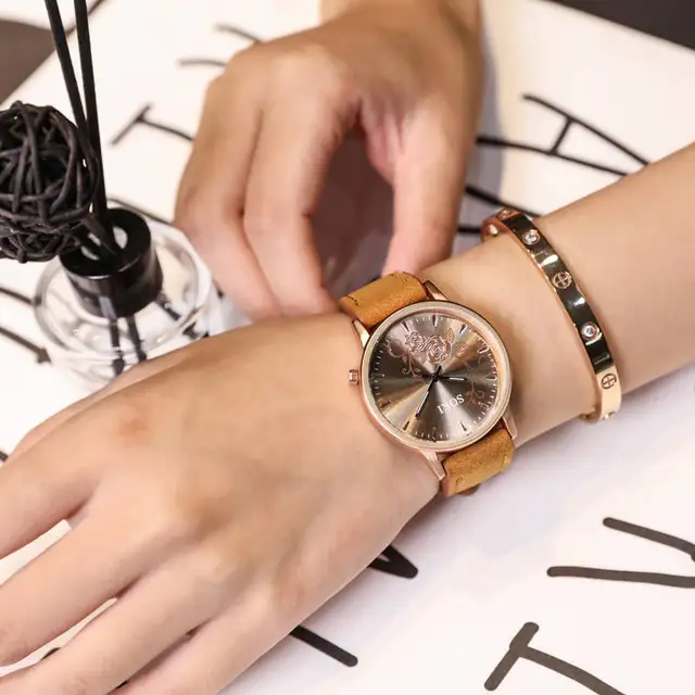 SOKI Casual Quartz Watch New High Quality Fashion Leather Strap Rose