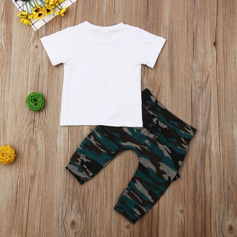 Детская летняя одежда Повседневное одежда для малышей Детская одежда для мальчиков комплект короткий рукав футболка с надписью+ камуфляжные штаны От 0 до 4 лет наряд