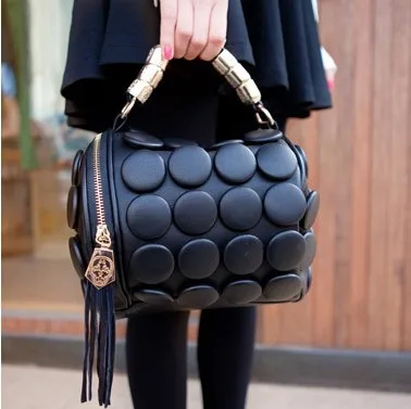 

New arrival 2019 Women Messenger Bag fashion leather handbag stereoscopic Shoulder Bags Tassel dot Blue Rose Red Women Handbag