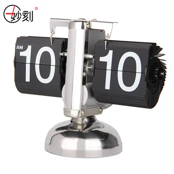 

Desk Clock Flip Auto Pages Metal Silence Quartz Clock Creative Libra Shape PVC Number Display Home Decoration Table Clock