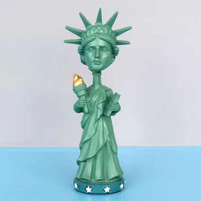 

Sculpture Statue Resin Green Shaking Head Statue of Liberty Model Home Decoration Accessories Ornaments