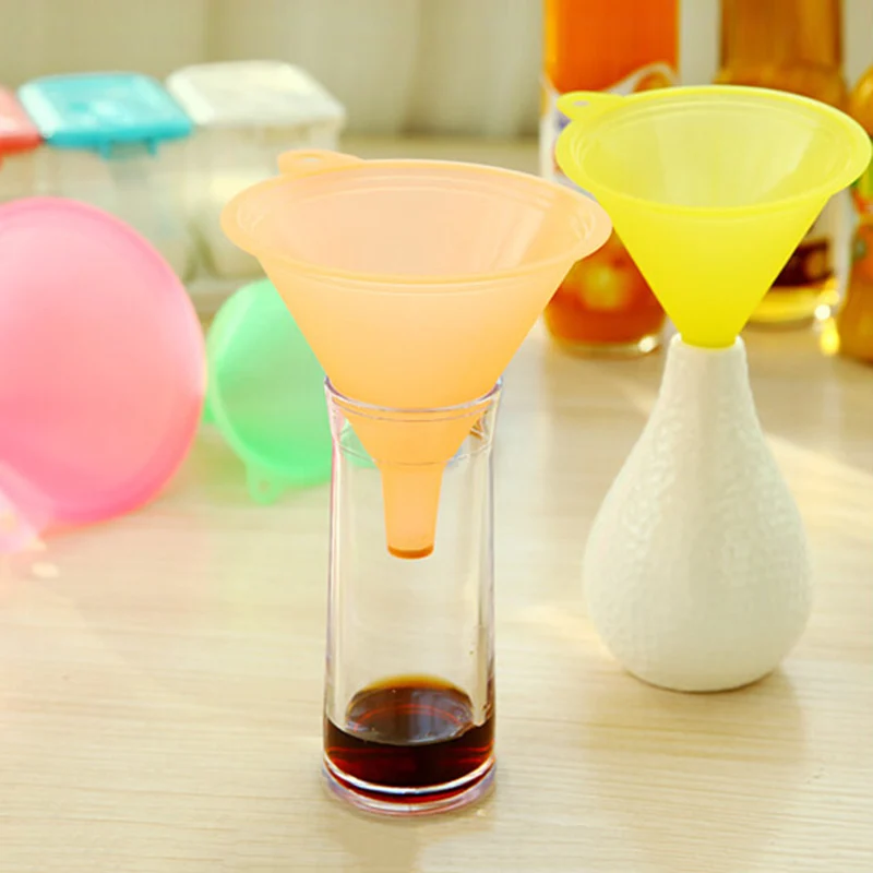 

5pcs Mini Foldable Funnel Candy Color Plastic Collapsible Funnel Portable Funnels Household Liquid Dispensing Kitchen Tools