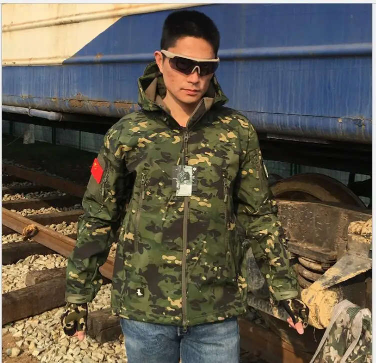 

Outdoor Sport Softshell Jackets Pants Men Hiking Hunting Clothes Camouflage Military Tactical Camping Hunting Suits