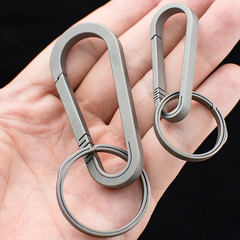 2018 New Titanium Alloy Outdoor Camping Carabiner Keychain Hanging Buckle Snap Hook Creative Circle Loading Design
