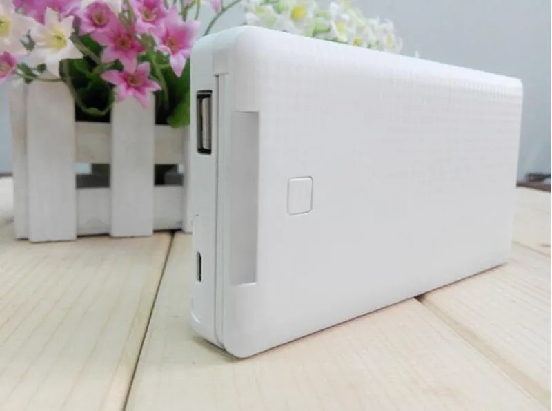 power bank 10000 mah with inbuilt cable and connectors 3