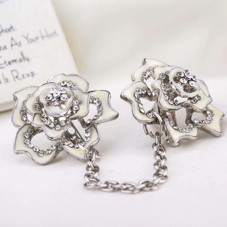 MZC Vintage Retro Crystal Flower Brooches Rhinestone Brosche For Women Wedding Crystal Broches Brosche Lapel Pins