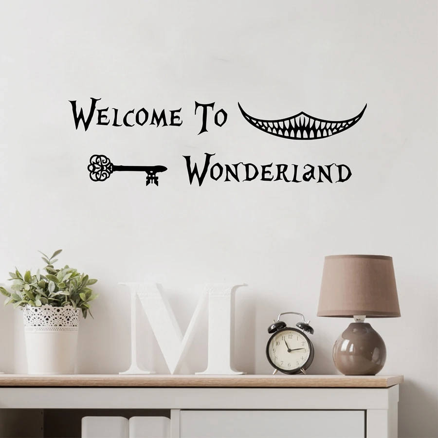 Alice im Wunderland Wand Aufkleber Kunstdekor Willkommen Alice im Wunderland Wandtattoos Kinderzimmer Wand Tür Dekoration in Alice im Wunderland Wand