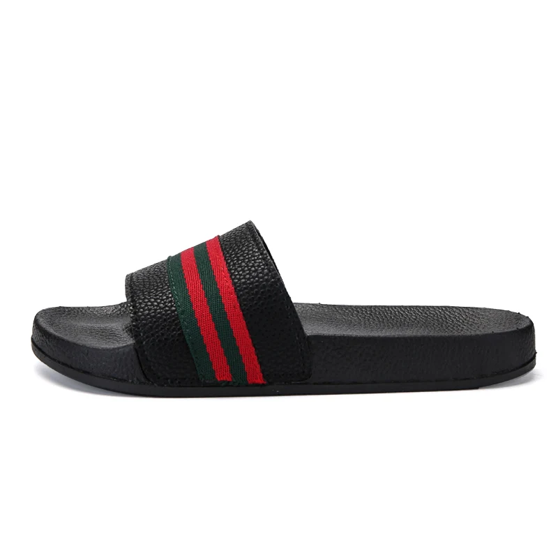 Модные летние Для мужчин Повседневное кожаные шлепанцы римская обувь на плоской подошве обувь напольная, удобная пляжные сандалии домашние Нескользящие шлепанцы - Цвет: Black
