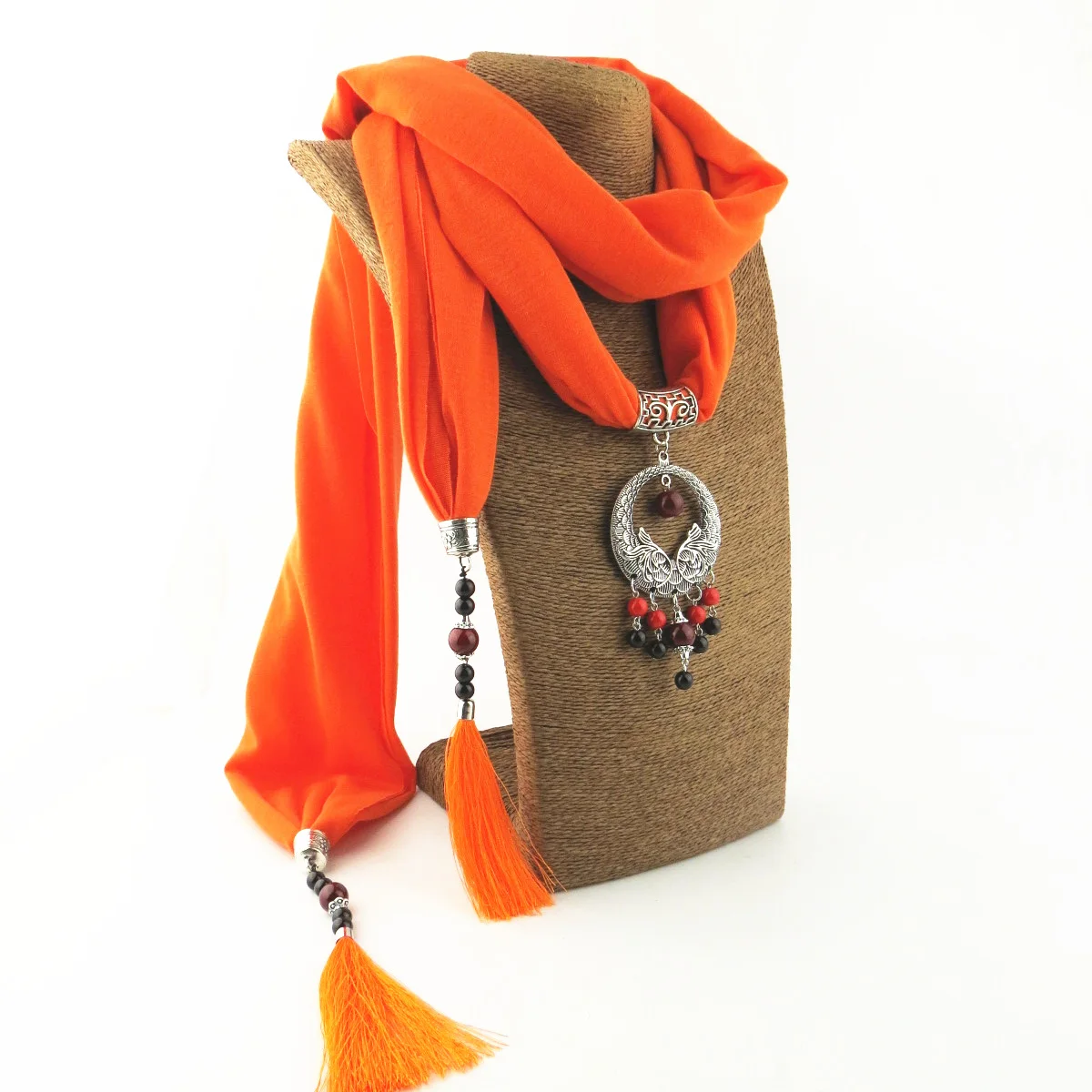 Мода Чистый Цвет Мода кисточкой дизайн шарф-ожерелье, ювелирные изделия кулон