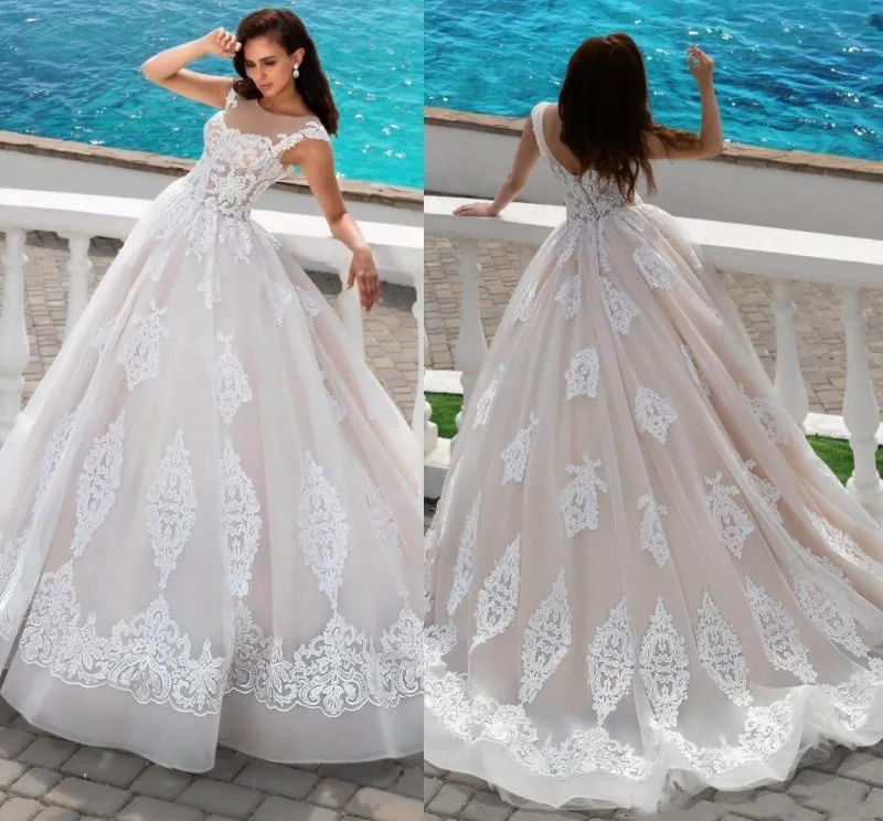 Elegant Ball Gown Wedding Dresses Germany Sweep Train Bridal Dress Boat