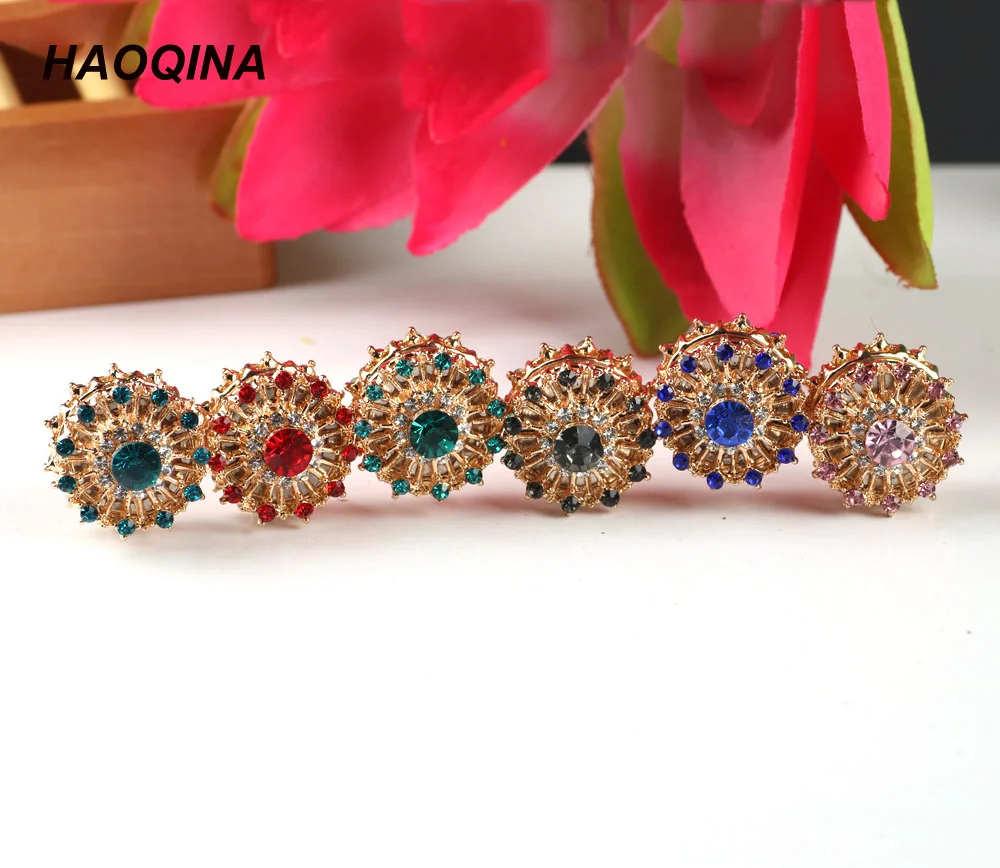 

Colorful crystal magnetic pins strong magnet brooch Muslim Headscarf Abaya Khimar Magnetic Hijab Scarf