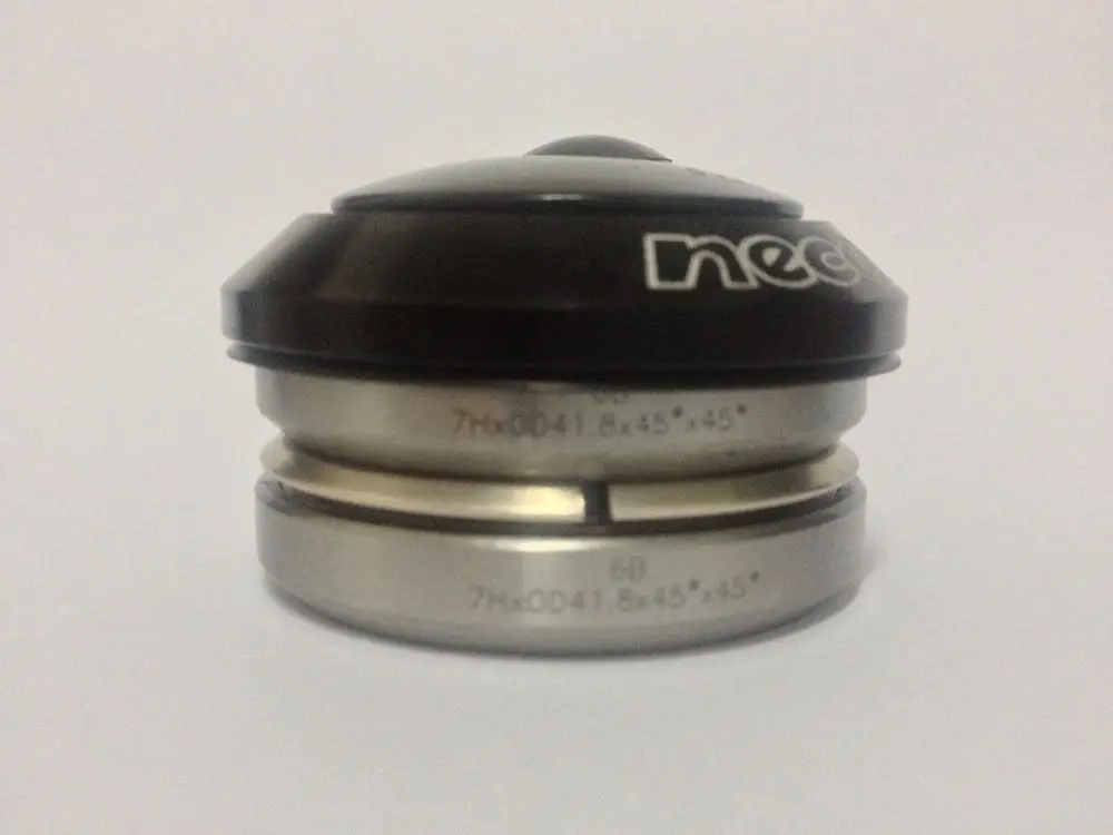 

Neco Headset 1-1/8" Tapered Integrated MTB frame Road Bike Steerer Tube