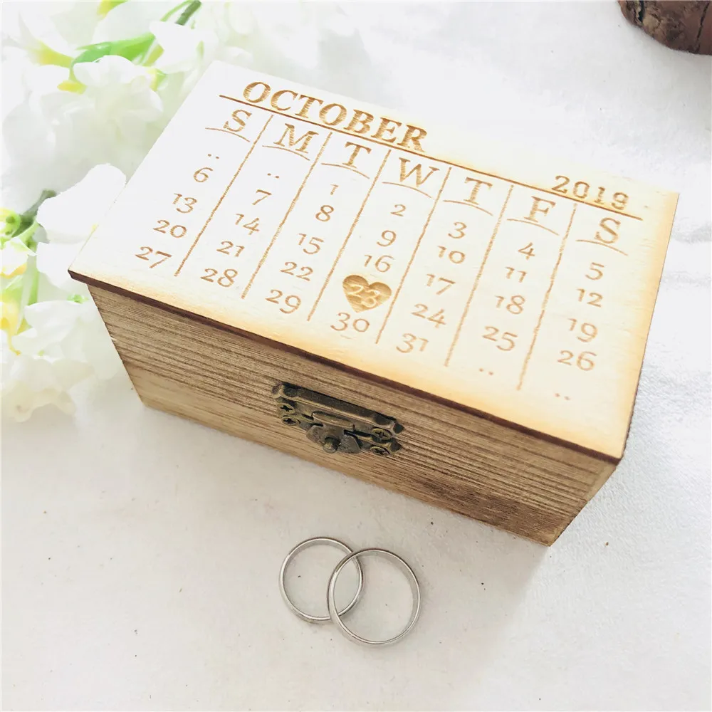 Персонализированная деревянная коробка для обручальных колец, уникальная деревянная коробка с календарем с сердечной биркой внутри, держатель для свадебных подарков