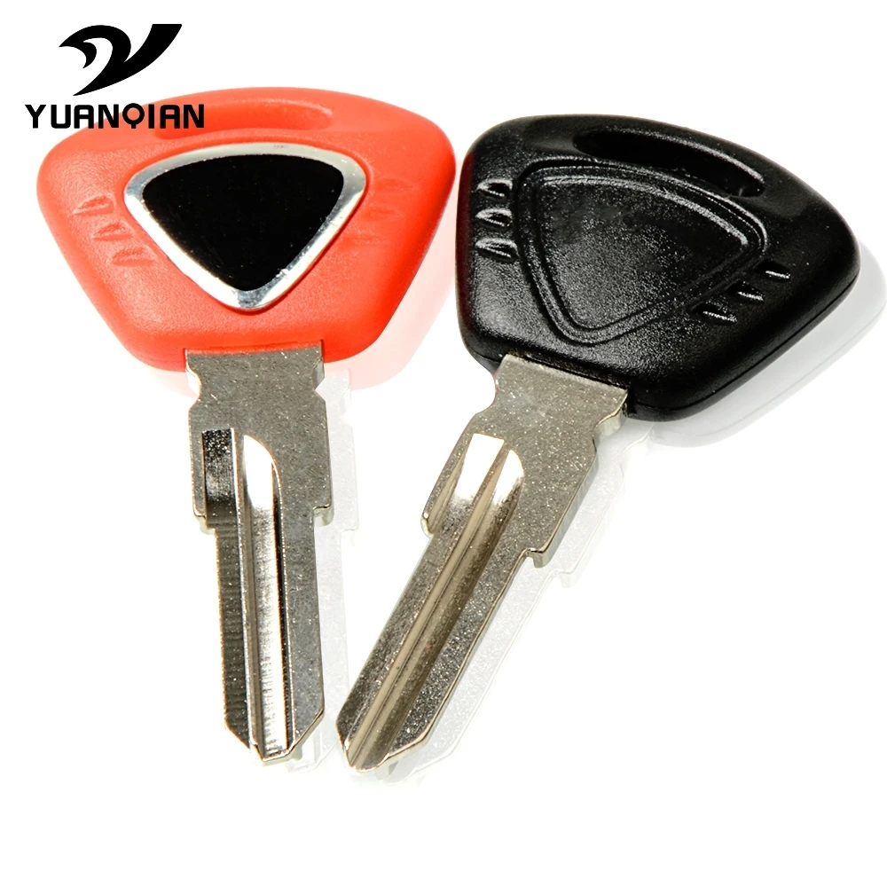 

For TRIUMPH DAYTONA 600 650 675 675R 955i SPEED FOUR TRIPLE SPRINT GT ST RS Motorcycle ROCKET Uncut Blade Blank Key Embryo