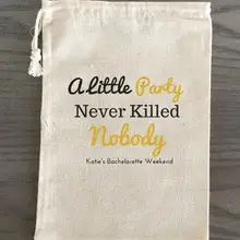 Изготовленный на заказ большой Gatsby свадебный набор выживания муслиновый, для подарка подарочные пакеты Добро пожаловать мешки для конфет мальчишник, девичник вечерние подарочные сумки