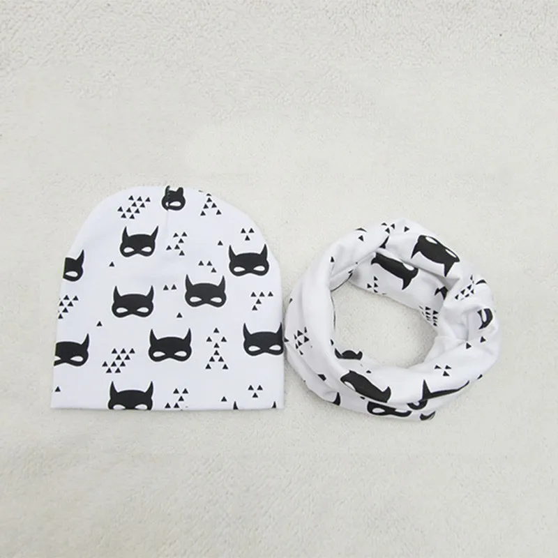 Cute-Kids-Baby-Cotton-Saliva-Lunch-Bib-Cotton-Scarf-And-Cat-Pattern-Fox-Bear-Eagle-Hat-Cap-Set-BB0159 (2)