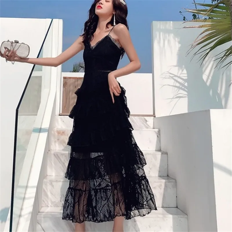 

Limiguyue summer black secy spaghetti strap dress women hollow out backless lace long dress elegant female party dresses T580