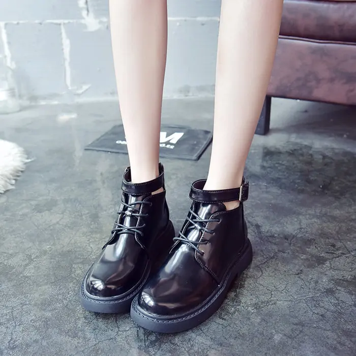 wedge heel motorcycle boots