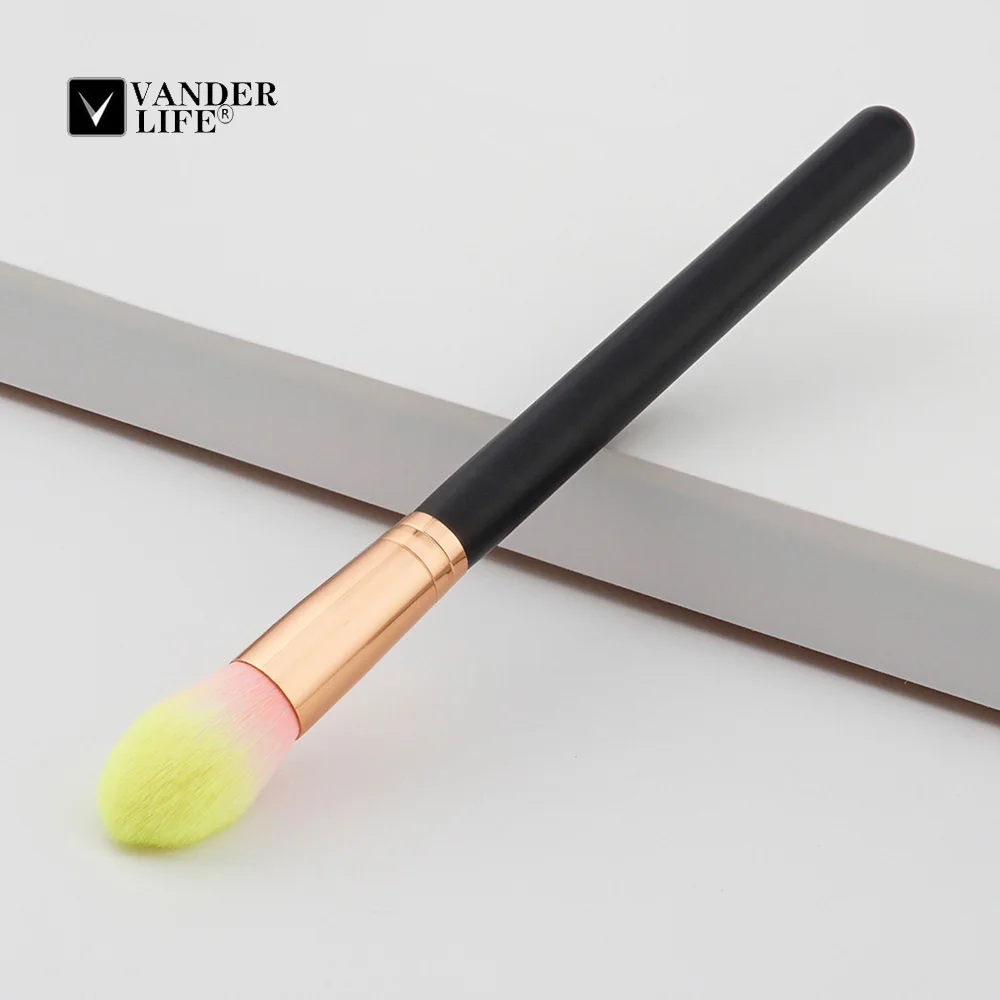 1Pcs Foundation Blush make-up Brush Professional Makeup Brushes Highlighting Brush Cosmetic Tools Kit Pinceau Maquillage (1)