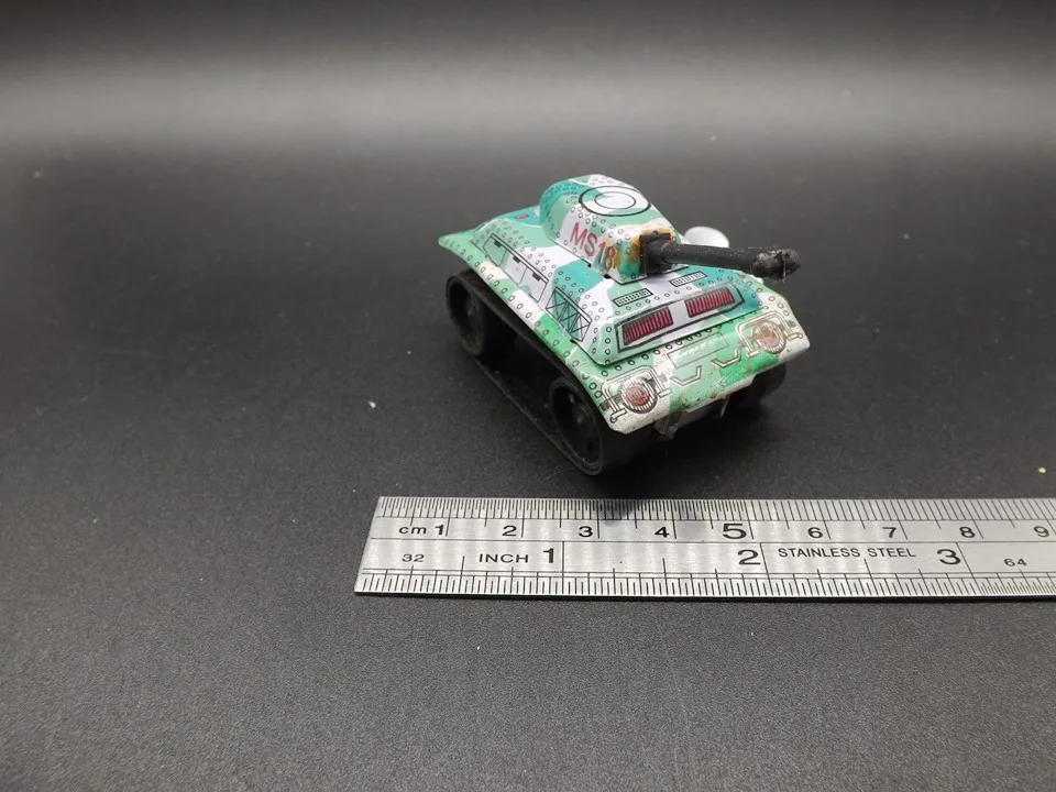 Винтаж супергероев Айронхайд заводная игрушка танк модель, подарок для детей детские виниловые фоны для игры старые