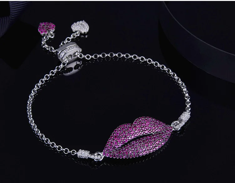 10932976928_1075706575