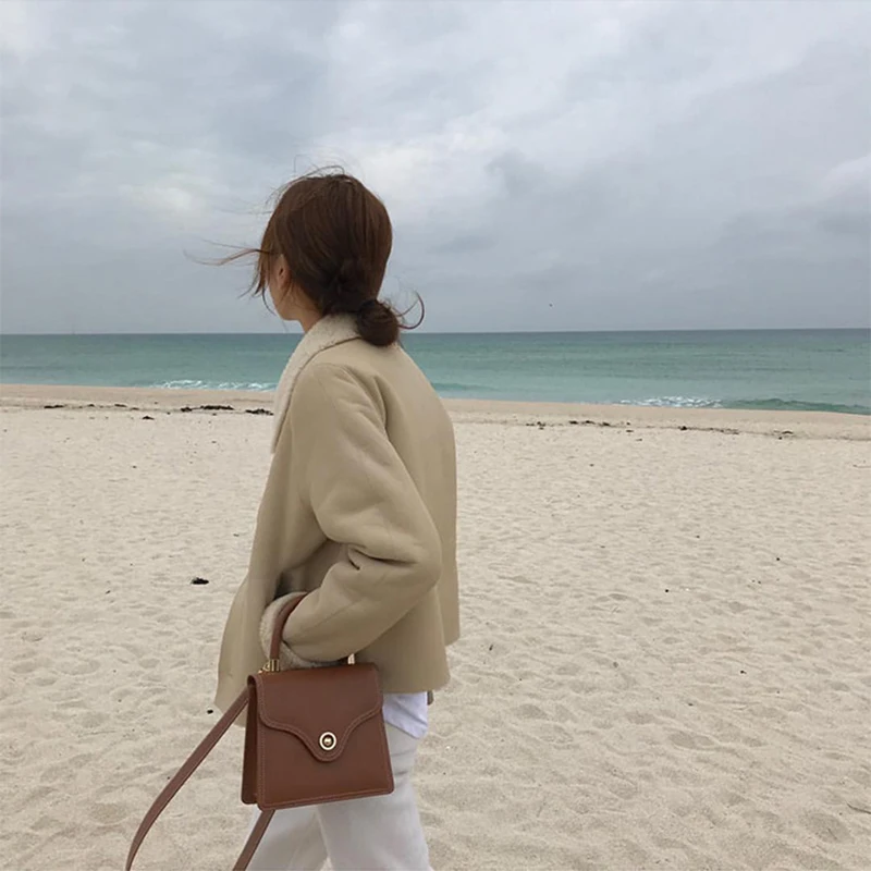 10242994493_1554819880 - 