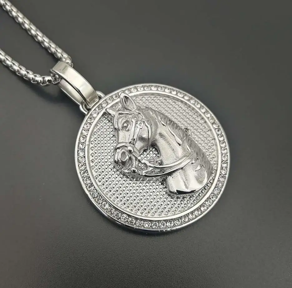 Для мужчин хип-хоп iced out Голова Лошади Кулон Цепочки и ожерелья Модные Нержавеющая сталь мужской подвески для хип-хопа Цепочки и ожерелья очаровательные подарочные украшения
