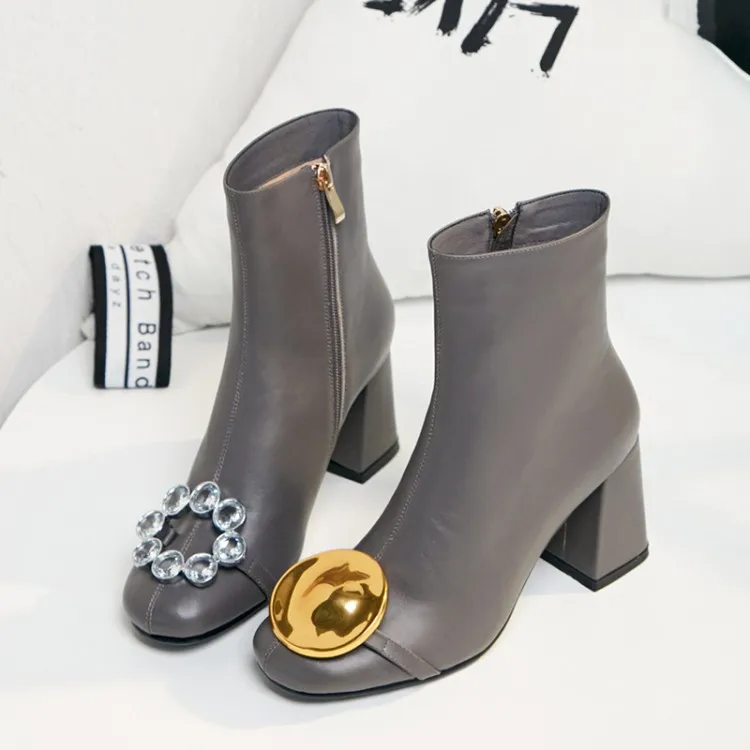 MLJUESE/; женские ботильоны из коровьей кожи; Цвет Черный; женские ботинки на молнии с круглым носком и металлическими украшениями; сезон осень-весна; повседневные ботинки - Цвет: Gray