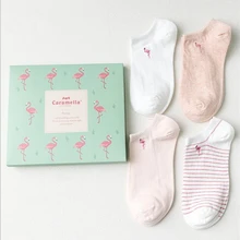 Шикарные женские носки фламинго, повседневные, 4 пары/партия, в подарочной коробке, с вышивкой, короткие носки, милые носки для девочек и девушек с рисунком птицы, Hosen