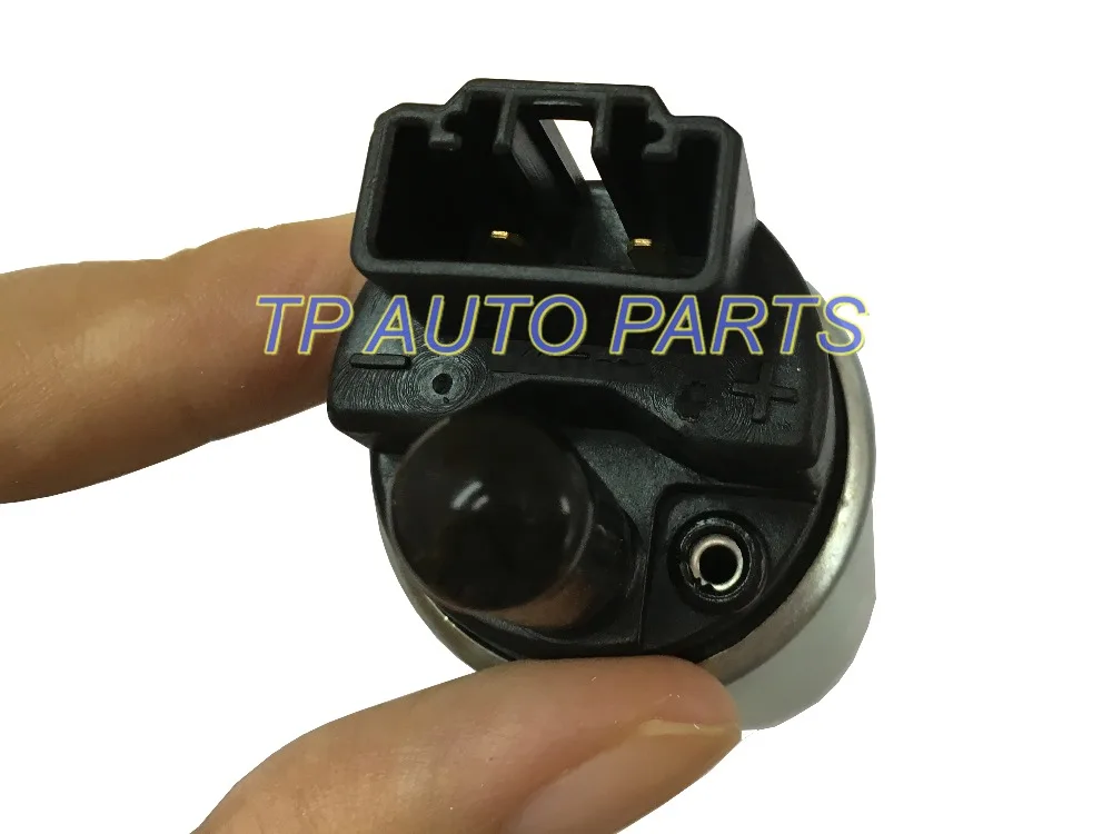 Топливный насос совместим с Toyo-ta OEM 23221-74021 2322174021