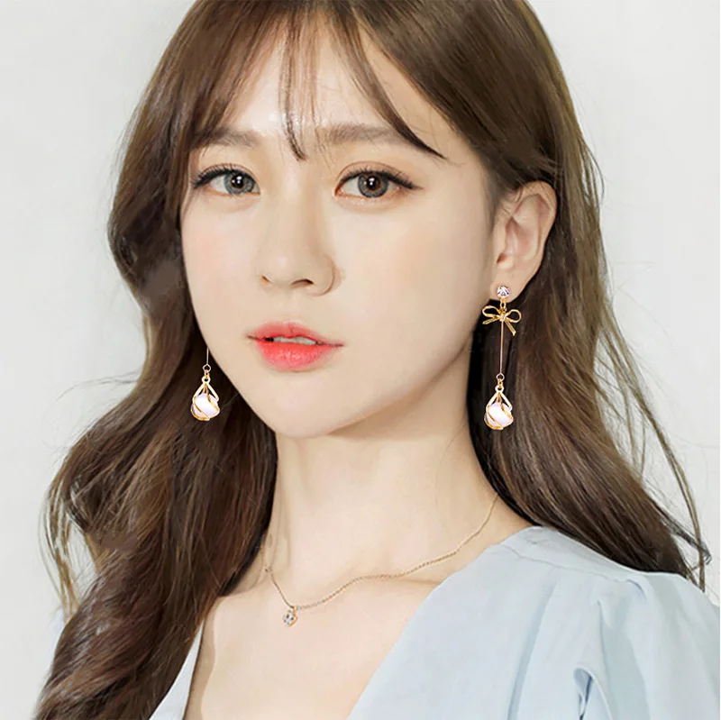 9579081910_1367945176